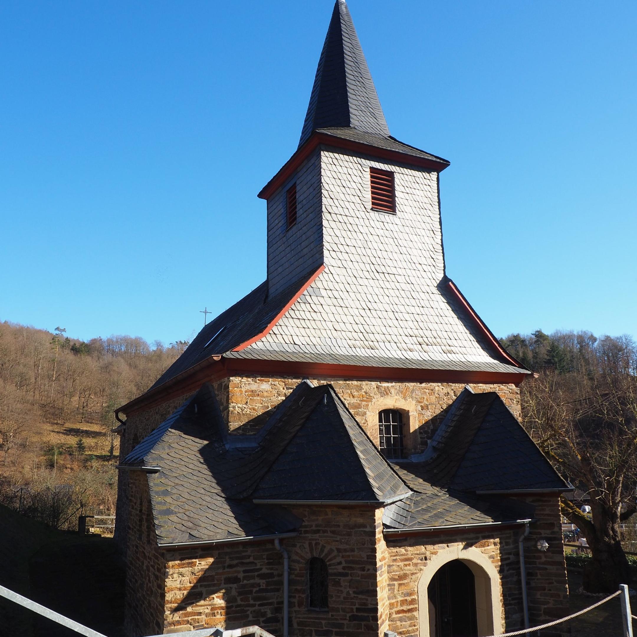 Kirchsahr Außenansicht der Kirche